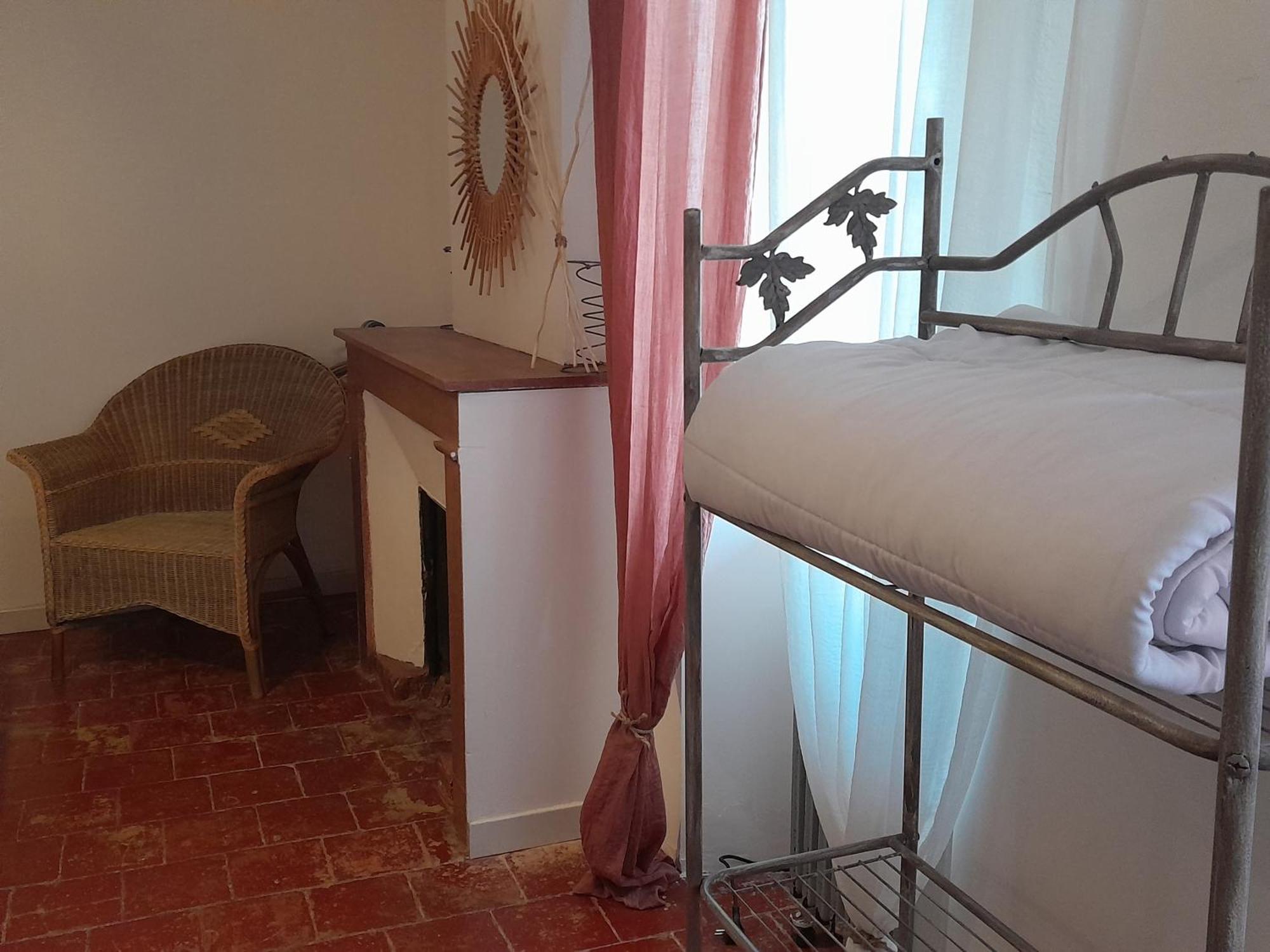 Le Patio Aux Hirondelles Villa Lagorce  Kültér fotó