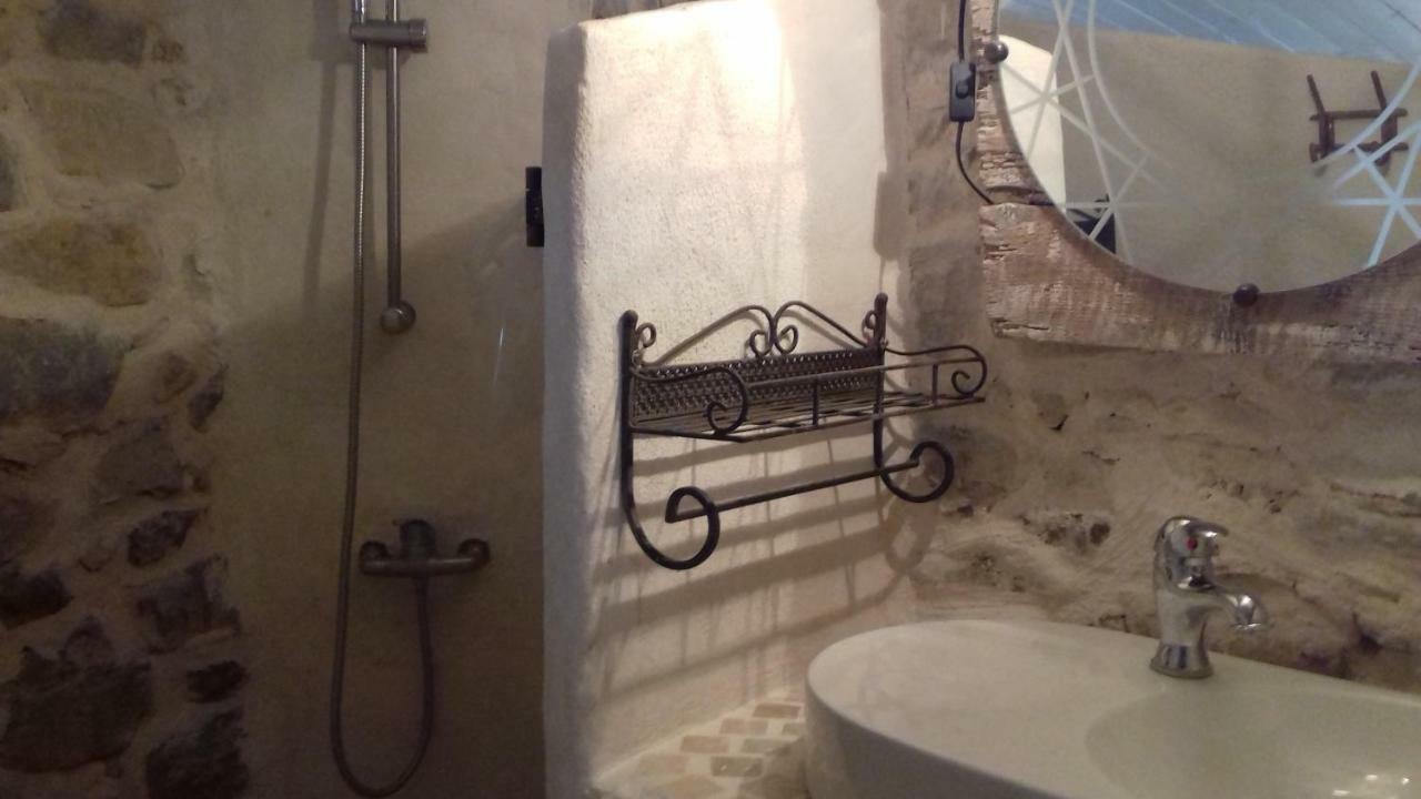 Le Patio Aux Hirondelles Villa Lagorce  Kültér fotó